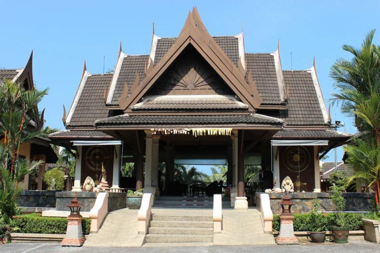 Palm Beach Resort; Khao Lak