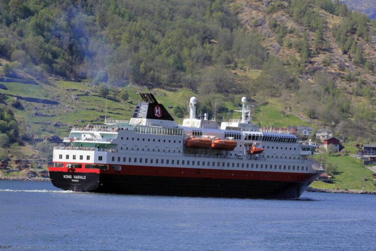 MS Kong Harald 1993