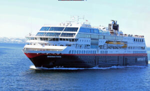 Norwegen MS Midnatsol Schiffsbegegnung