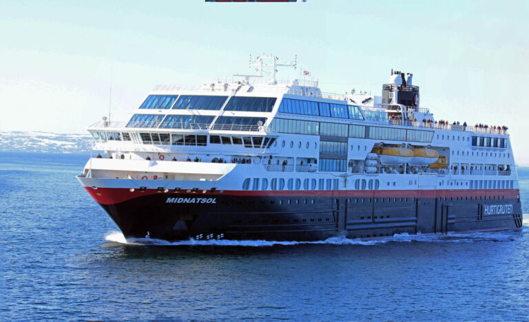 Norwegen MS Midnatsol Schiffsbegegnung