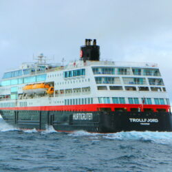 MS Trollfjord