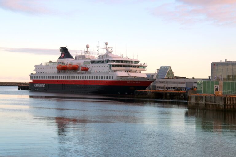 MS Nordkapp 1996