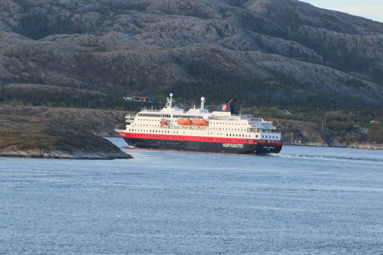 MS Kong Harald 1993