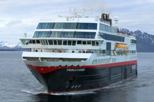 Norwegen Hurtigruten MS Trollfjord