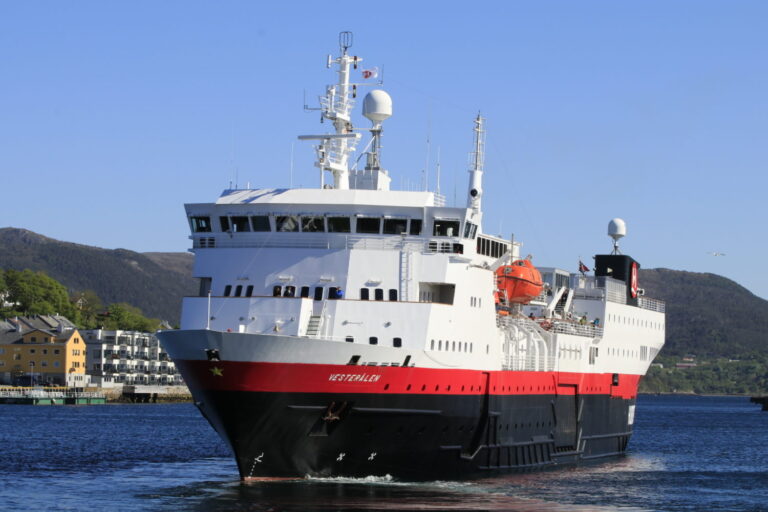 MS Vesteraelen 1983