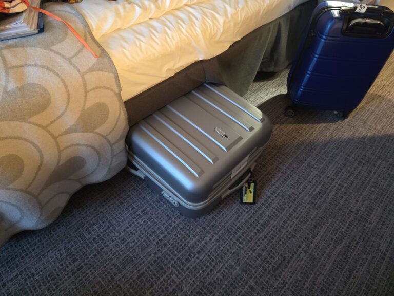MS Havila 2025 Kabineninfo Koffer passen unter dein Bett. @ExtraHR