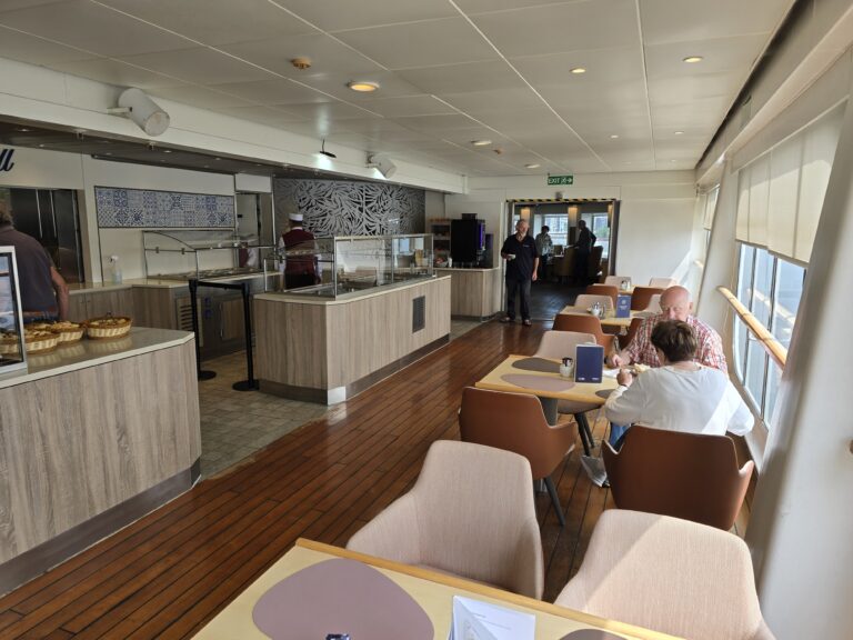 MS Hamburg Buffet Sonnendeck 2026 ©Horst Reitz