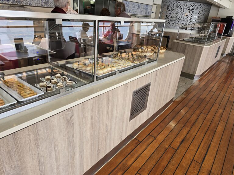MS Hamburg Buffet Sonnendeck 2026 ©Horst Reitz