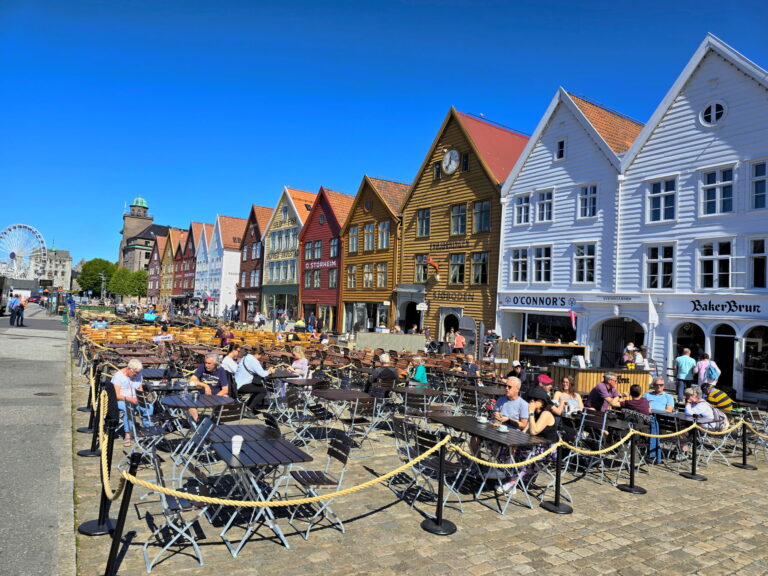 Bryggen, Bergen im Sommer