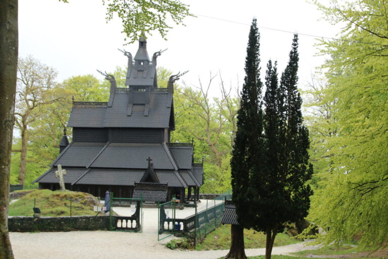 Norwegen Stabkirche Bergen