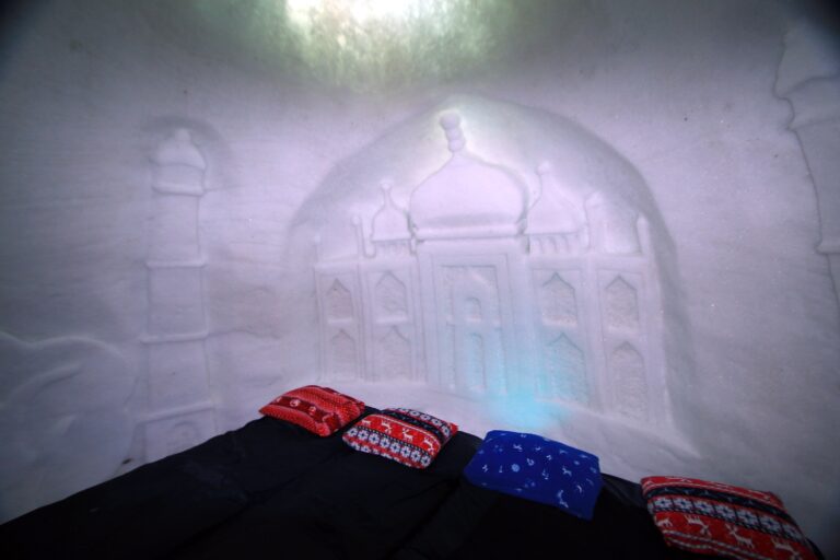 Kirkenes Snowhotel