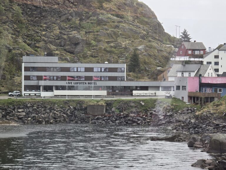Stamsund Life Lofoten Hotel