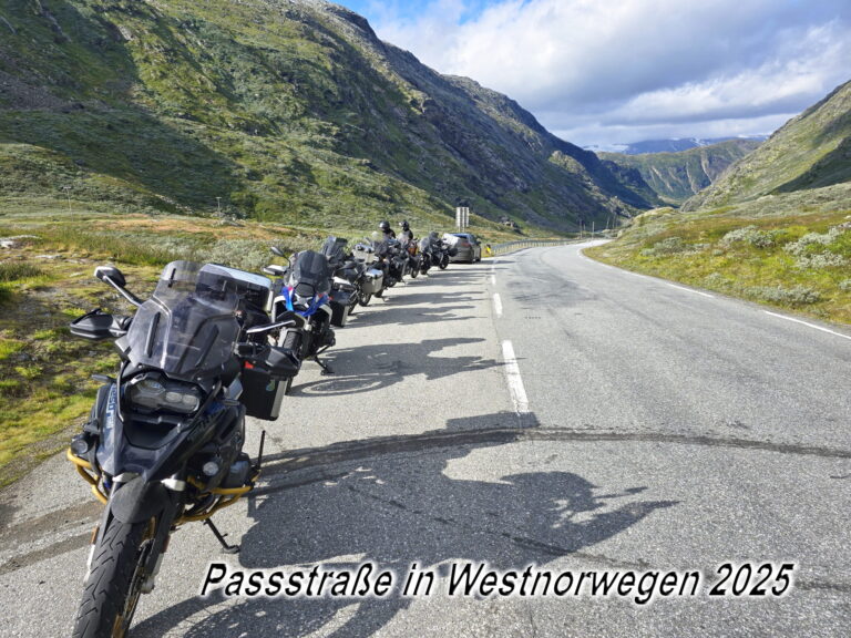 Motorrad Unterwegs ©Horst Reitz