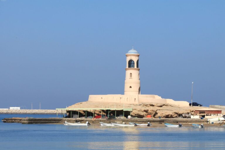 Al Ayjah Leuchturm in Sur ©ExtraHR