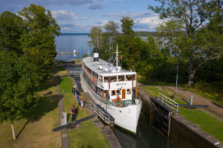 Göta Kanal, MS Diana