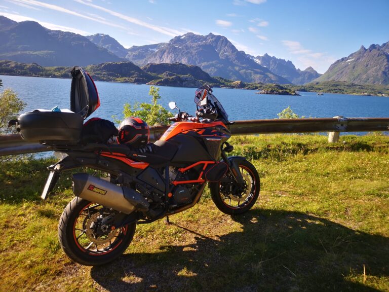Motorrad Unterwegs ©Horst Reitz