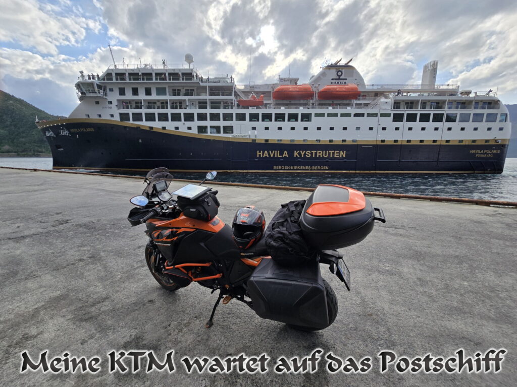 Motorrad Postschiff Unterwegs ©Horst Reitz