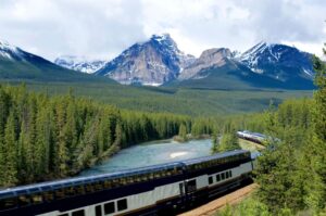 447893 - train in canadian rockies