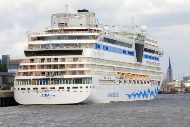 AIDAmar Kreuzfahrt Schiff