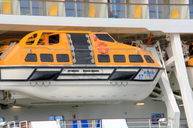 AIDAmar Kreuzfahrt Schiff