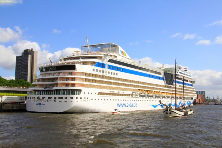 AIDAmar Kreuzfahrt Schiff