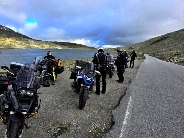 Aurelandsfjell Motorrad