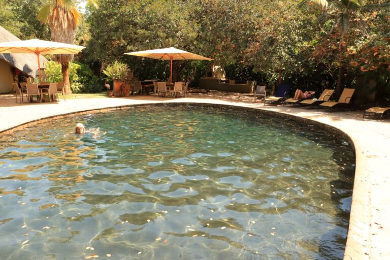 Simbabwe 12 Bayete Guest Lodge Viktoria Falls