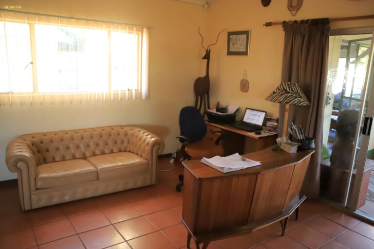 Windhoek Etango Guest Ranch