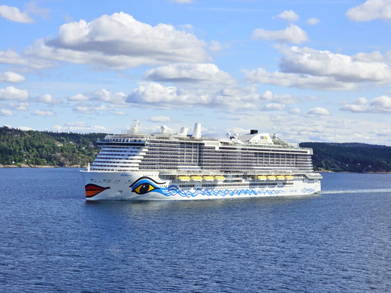 MS AIDAnova Oslo Einlaufen