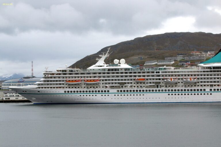 MS Artania Kreuzfahrt Schiff PhoenixReisen