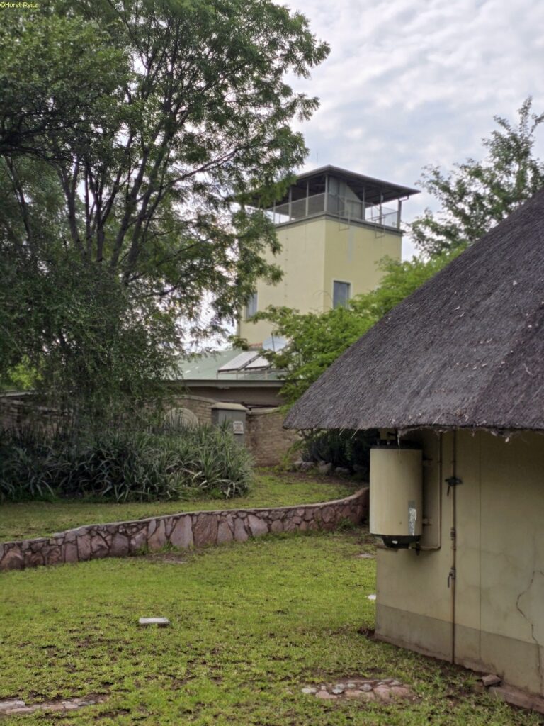Robins Camp Hwange NP