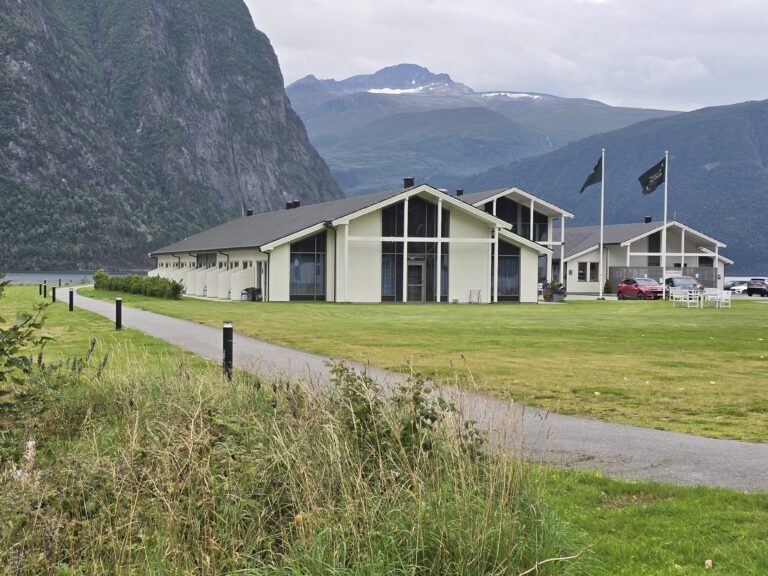 Valldal Fjord Hotel