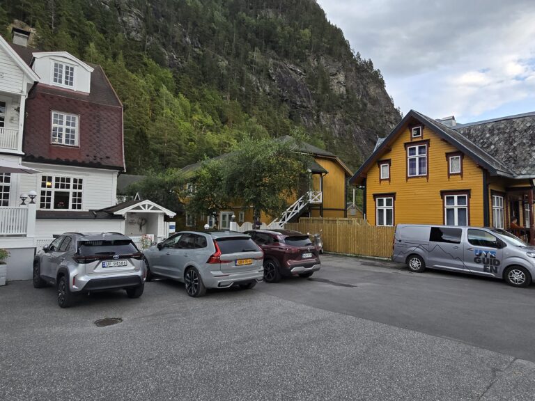 Valldal Fjord Lodge Valldal