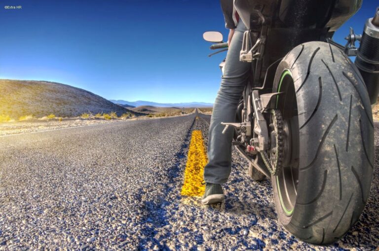 Californien Motorrad Death Valley ©123RF 1277