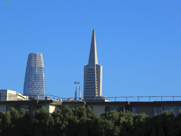 San Francisco ©ExtraHR 100