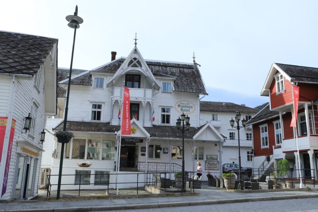 Thon Hotel Sandven Nordheimsund ©ExtraHR