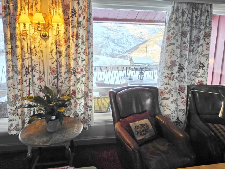 Vatnahalsen Hotel